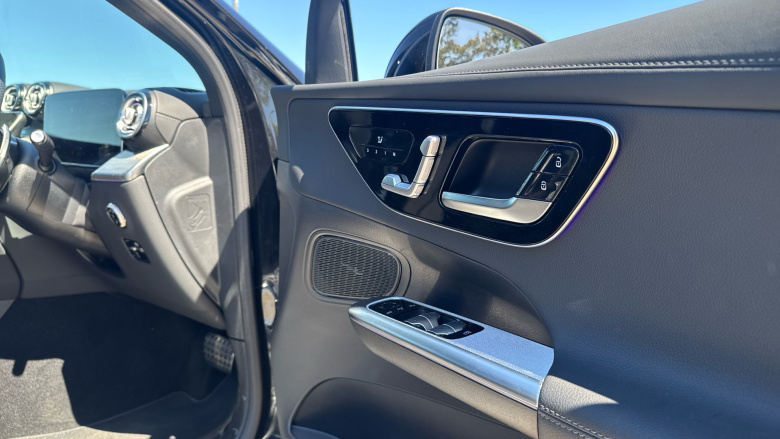 Mercedes-Benz GLC 300e 4Matic AMG Line 5dr 9G-Tronic Estate
